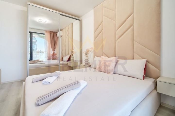 Дава се под наем Двустаен апартамент в Варна, Бриз - 60 кв.м за 918 € - Снимка #8