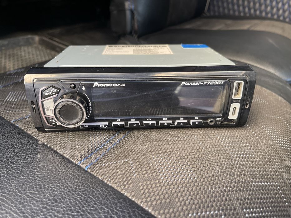 Damas magnitafon sotiladi