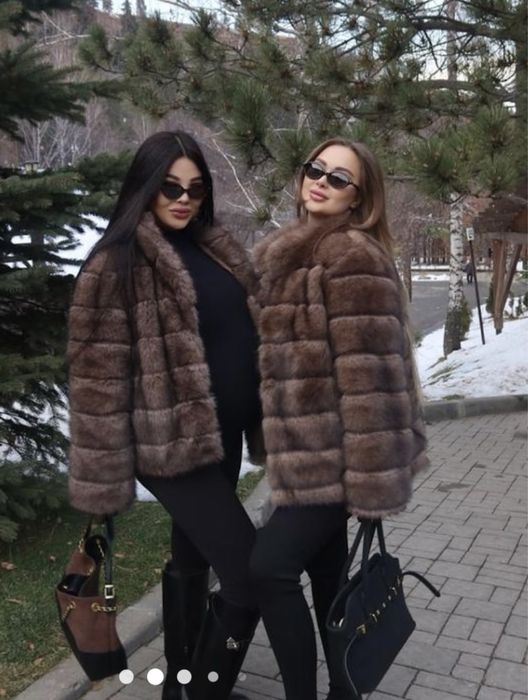 Шуба ЭКО НОВАЯ (под натурэл)