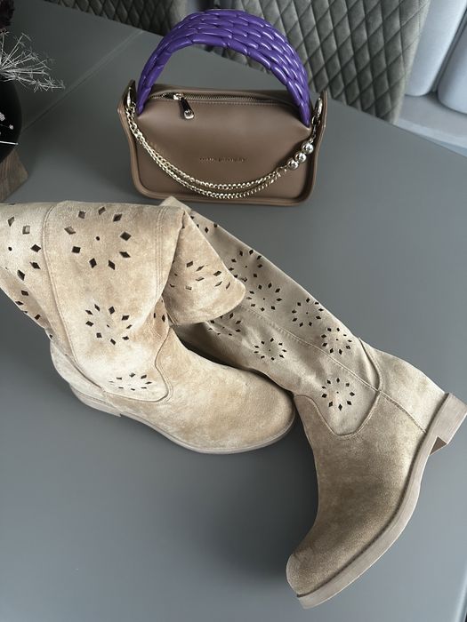 Ботуши от естествен велур