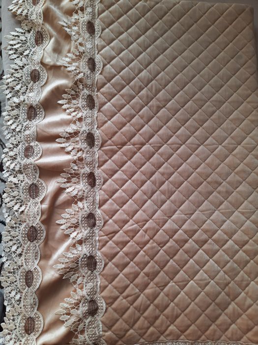 Продаётся на 3,2,1 плед почти новое