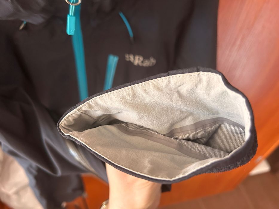 Нова цена Дамска мембрана  якеRab firewall XS