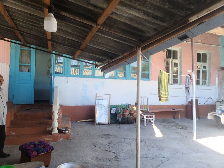 Андижон Янги бозор сентридан Ховли Уй