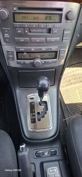 Toyota Avensis 2004  1.8l Benzina