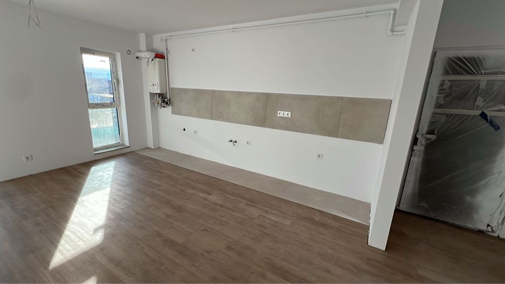 Vand ap finisat 56mp/parcare str Tineretului Floresti