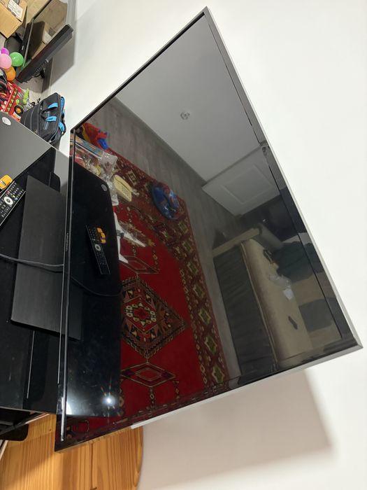 Televizor LED Grundig 140cm Smart TV