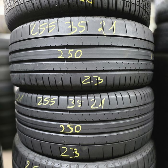 2x 255/35/21 VARA PIRELLI 2023 Stare excelenta