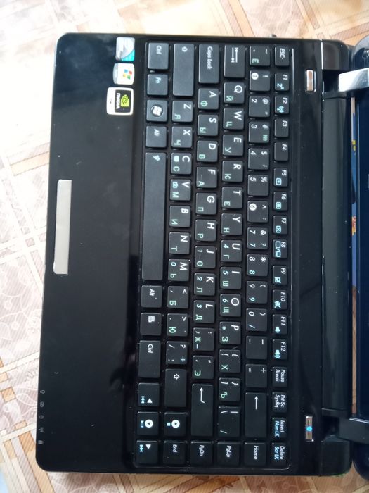 Asus EEE PC 1201n