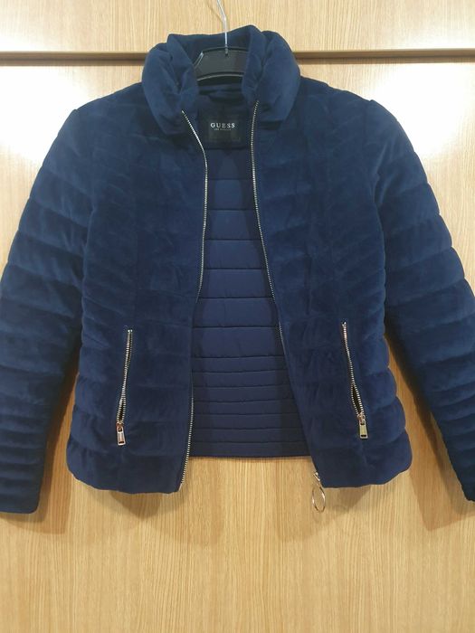 Vand geaca Guess fata