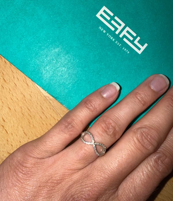 Inel EFFY original - 14K White Gold Diamond Infinity Pinky Ring - 0,13 ct