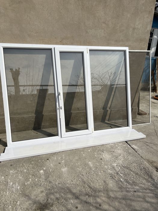 Продам пластиковое окно 159,5х227