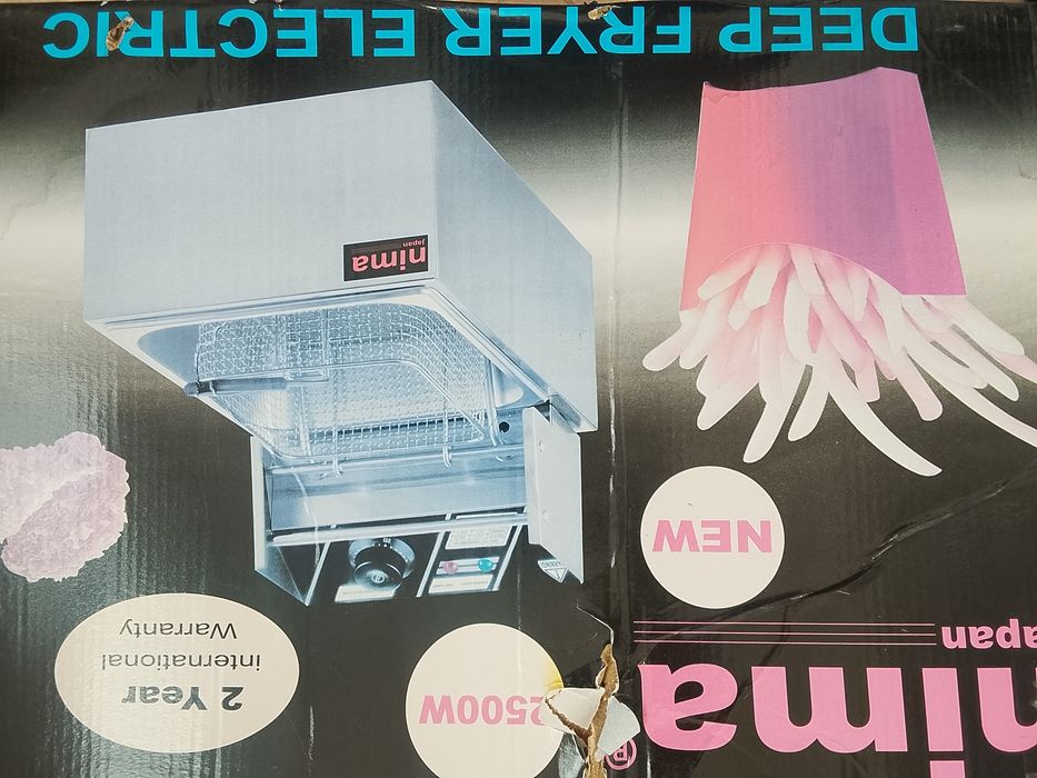 Продам профессиональную фритюрницу фирмы Nima.  Без сетки.