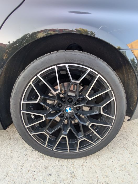 BMW 5 Series 2013 — imagine 5