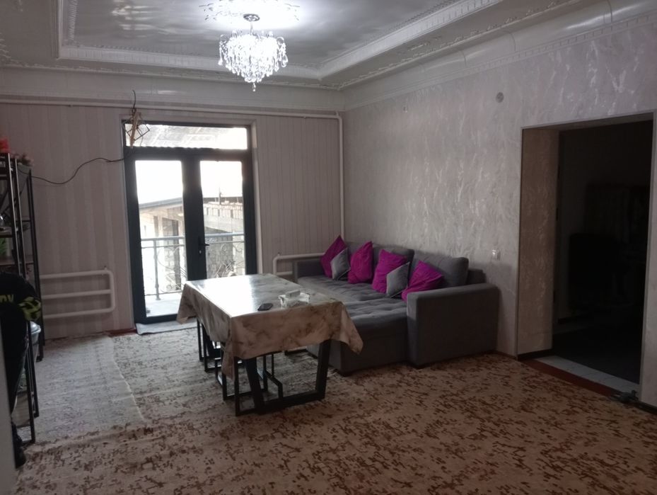 Срочно Продается дом город Янгиюль ул Туркистан дом 45, с бизнесом