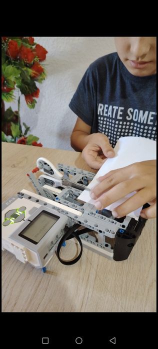 Продается оригинал Lego mindstorms Ev3 45544+45560