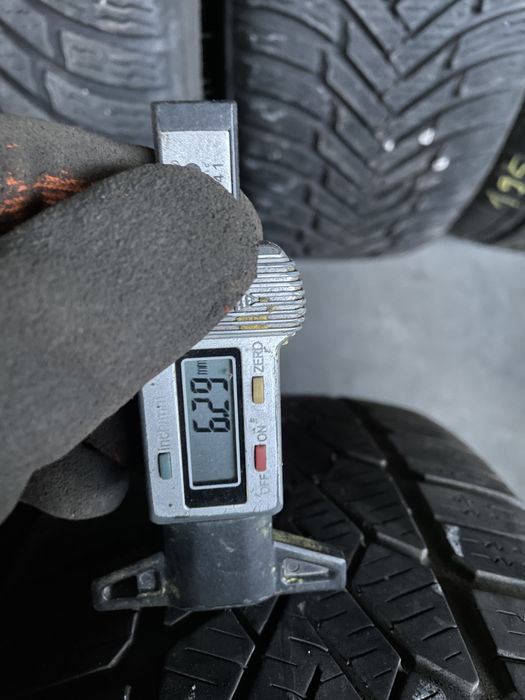 Anv m+s 185/60/15 Semperit/Continental