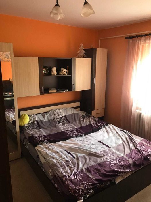 Tolstoi - Ap. 2 camere, mobilat / utilat, luminos, spatios, zona f buna