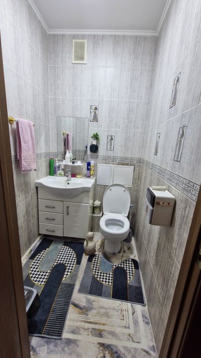 продается 2комн полноценная квартира