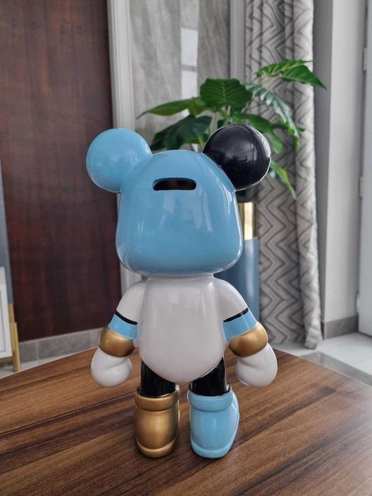 Медвежонок BearBrick
