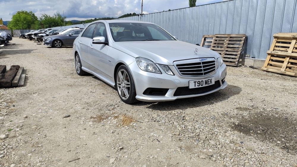 На части Мерцедес Е класа W212  2010г   350 CDI 231кс