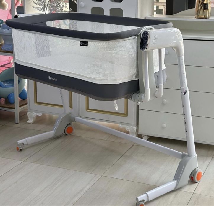 Манеж б/у в отличном состоянии