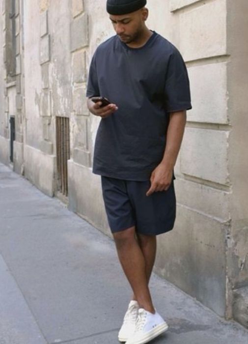 Современная одежда для молодых