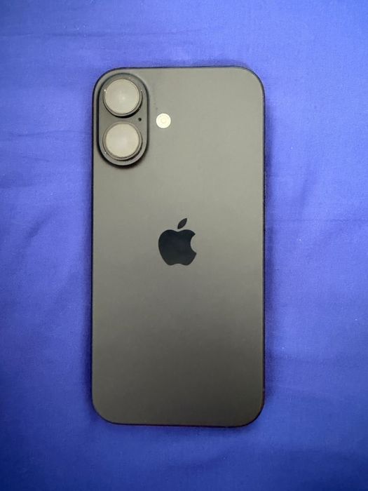 Iphone 16 хорошем состояние