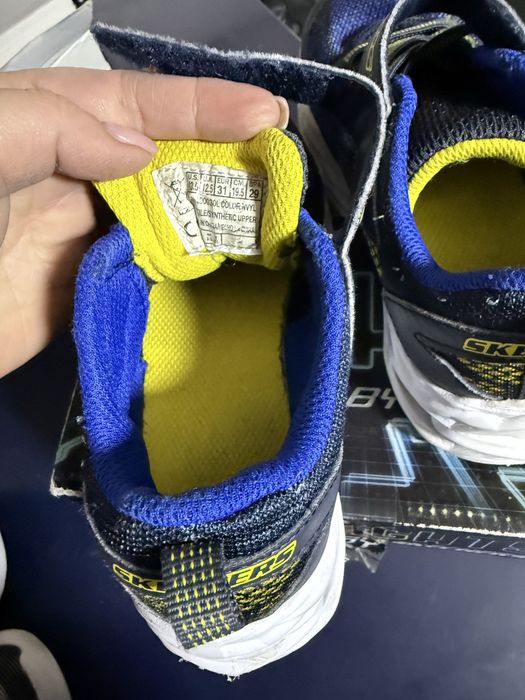 Adidasi skechers copii