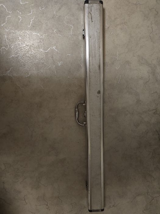 Продам бильярдный кий