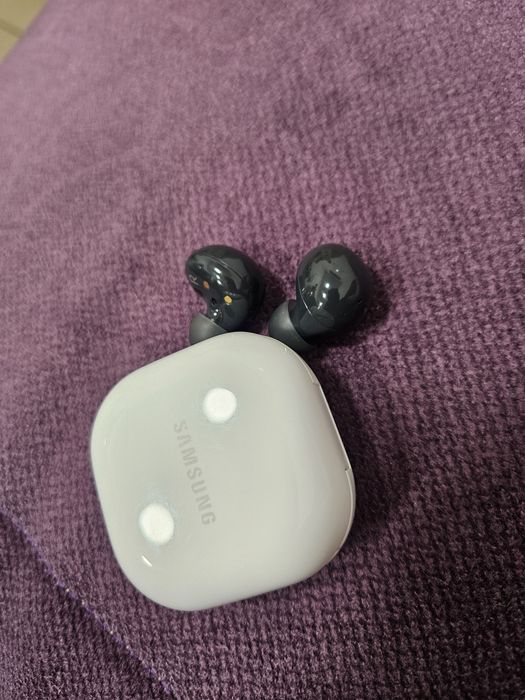 Продам Samsung galaxy buds 2