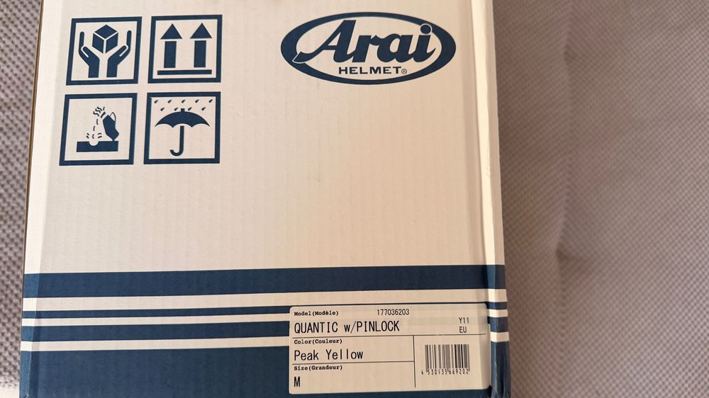 Чисто нова Arai Quantic Peak Yellow размер M