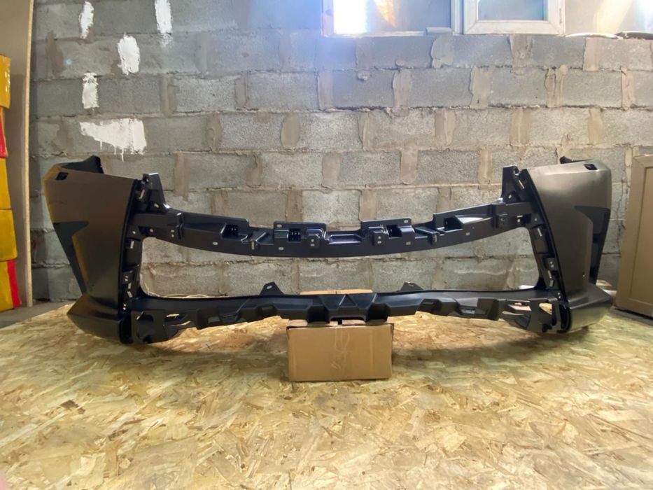 Фары на Lexus 570