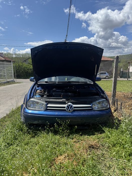 Голф 4 на части