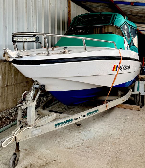 Barcă Rio Onda 550 cu peridoc