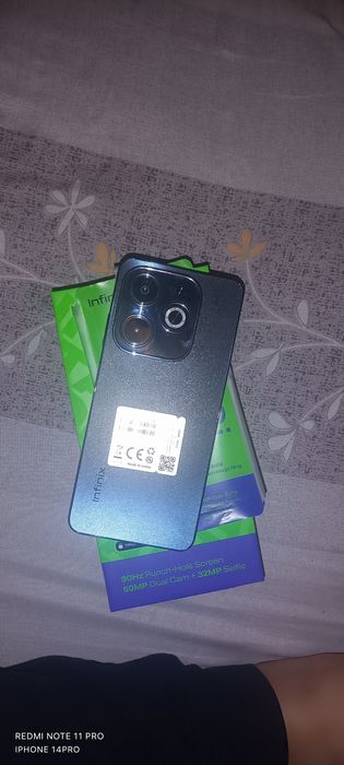 Infinix HOT 40i    holati yangi pul kerak shunga sotomiz