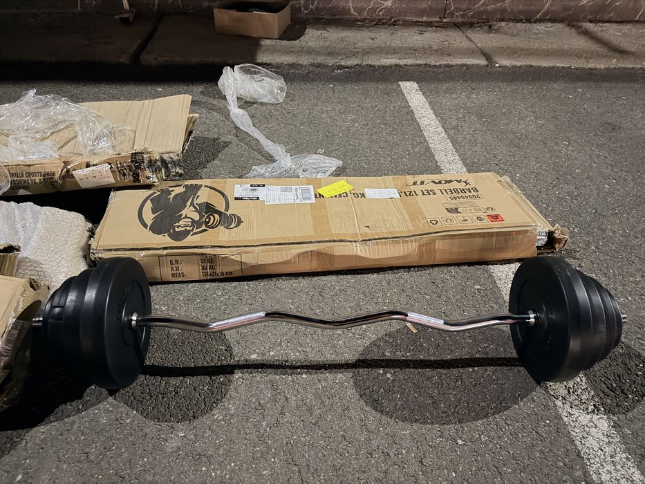 Bara z+ discuri greutate totala 23 kg, pret promo 250 lei, made in Germany