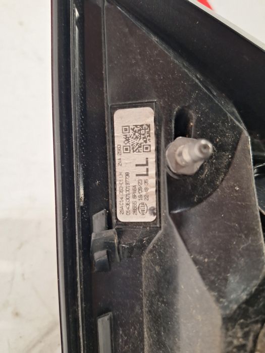 Вътрешен ляв LED стоп Nissan Juke / Нисан Джук 2023г.