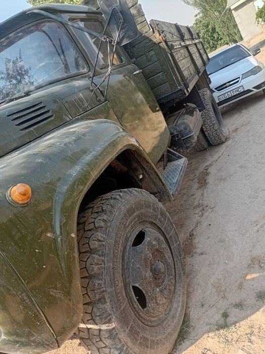 Zil 30 matoʻr qilingan