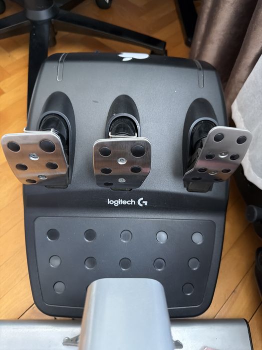 Playseat Evolution + G920 Driving Force SET