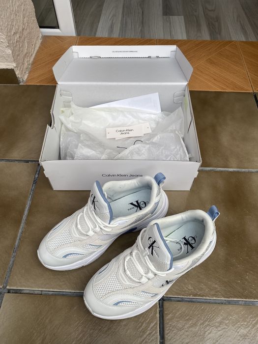 Сникърси Kalvin Klein