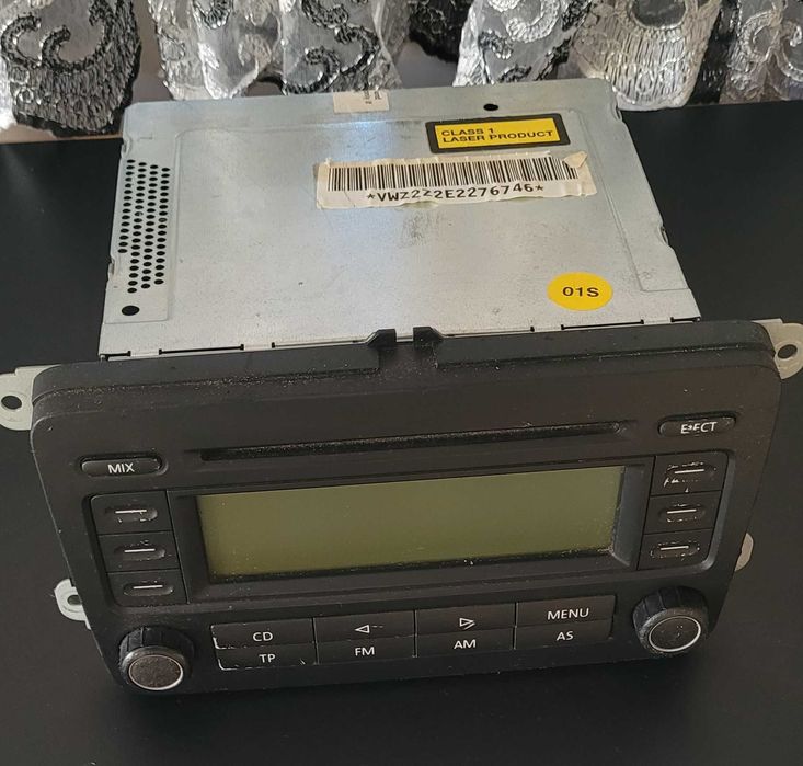 Оригинален CD player за VW GOLF 5