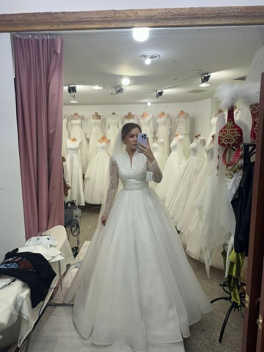 Свадебное платье