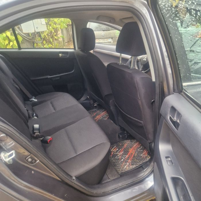 Mitsubishi lancer 1,8i Швейцария