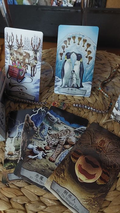 Carti de Tarot "Animal Totem Tarot"- Leeza Robertson