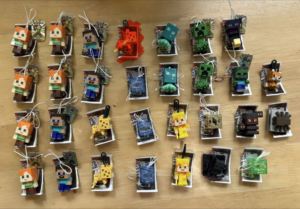 Kinder Joy Minecraft, Stranger Things, DC