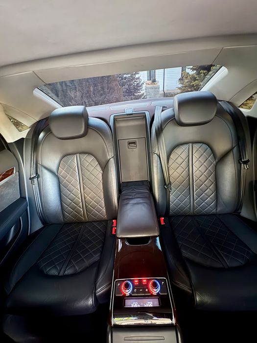 Audi A8.