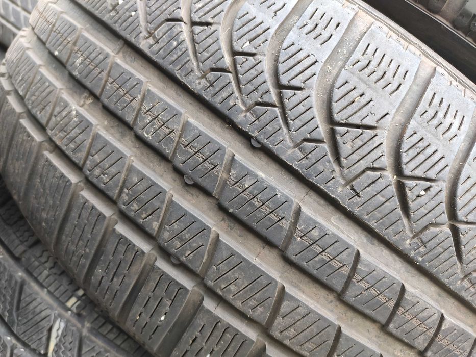 2бр Зимни гуми 245 45 20 - Pirelli