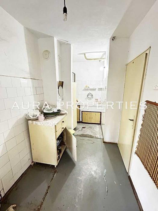 Продава се Тристаен апартамент в Разград, Варош - 88 кв.м за 1102 €/кв.м - Снимка #4