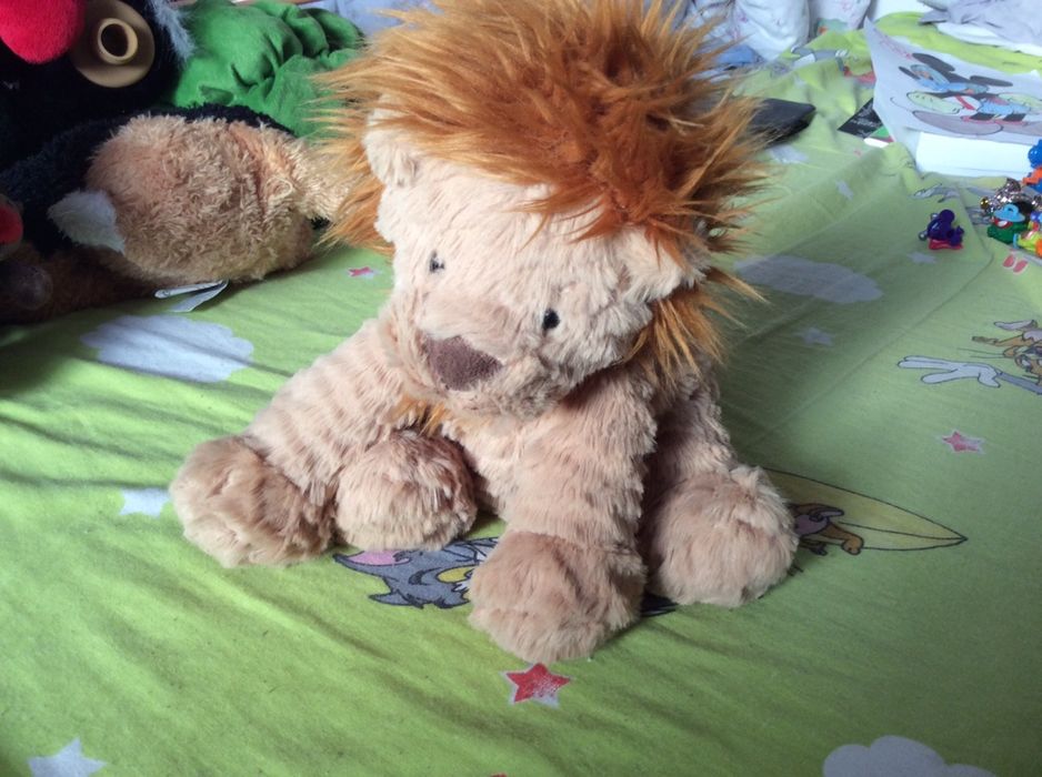 Animale de plus si peruca par lung, ondulat, pret bun