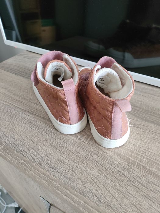 Încălțăminte sport iarna H,&M 31